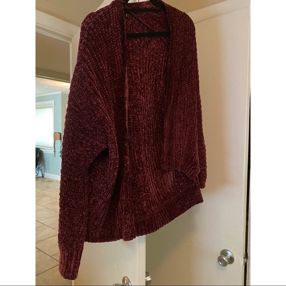 softest maroon / red knit cardigan - Picture 1 of 1